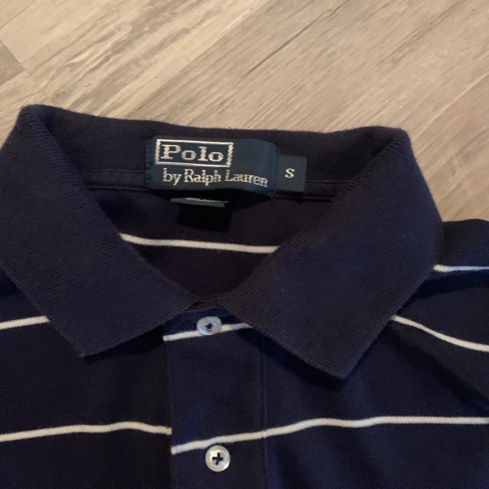 Polo - Picture 2 of 2